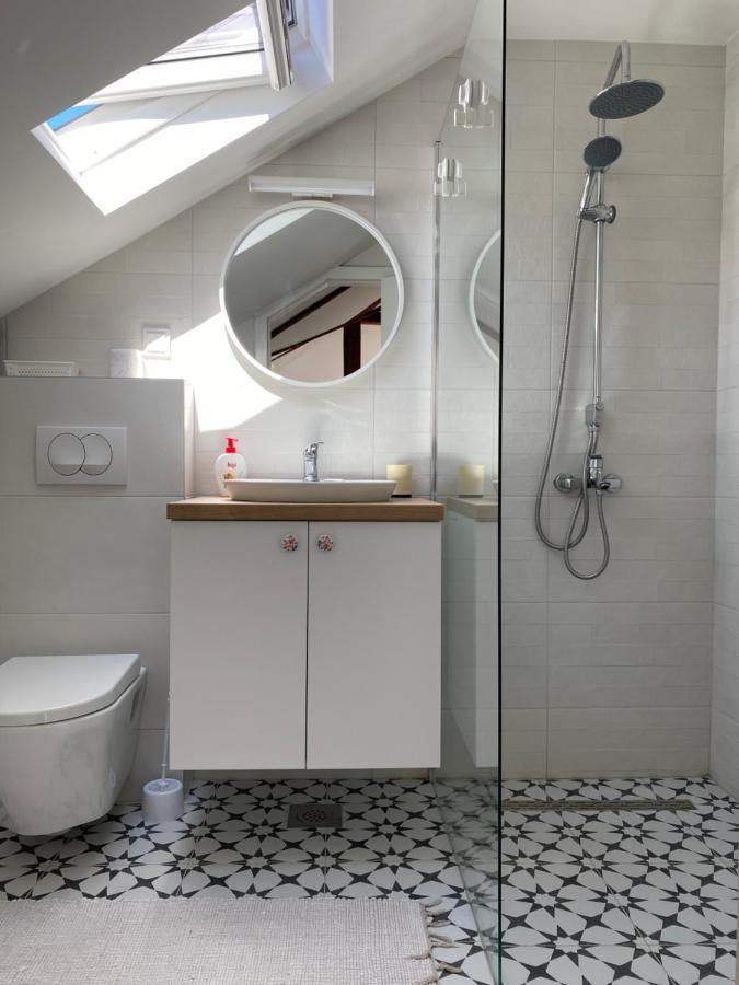 West Studio Apartment SJJ Buitenkant foto