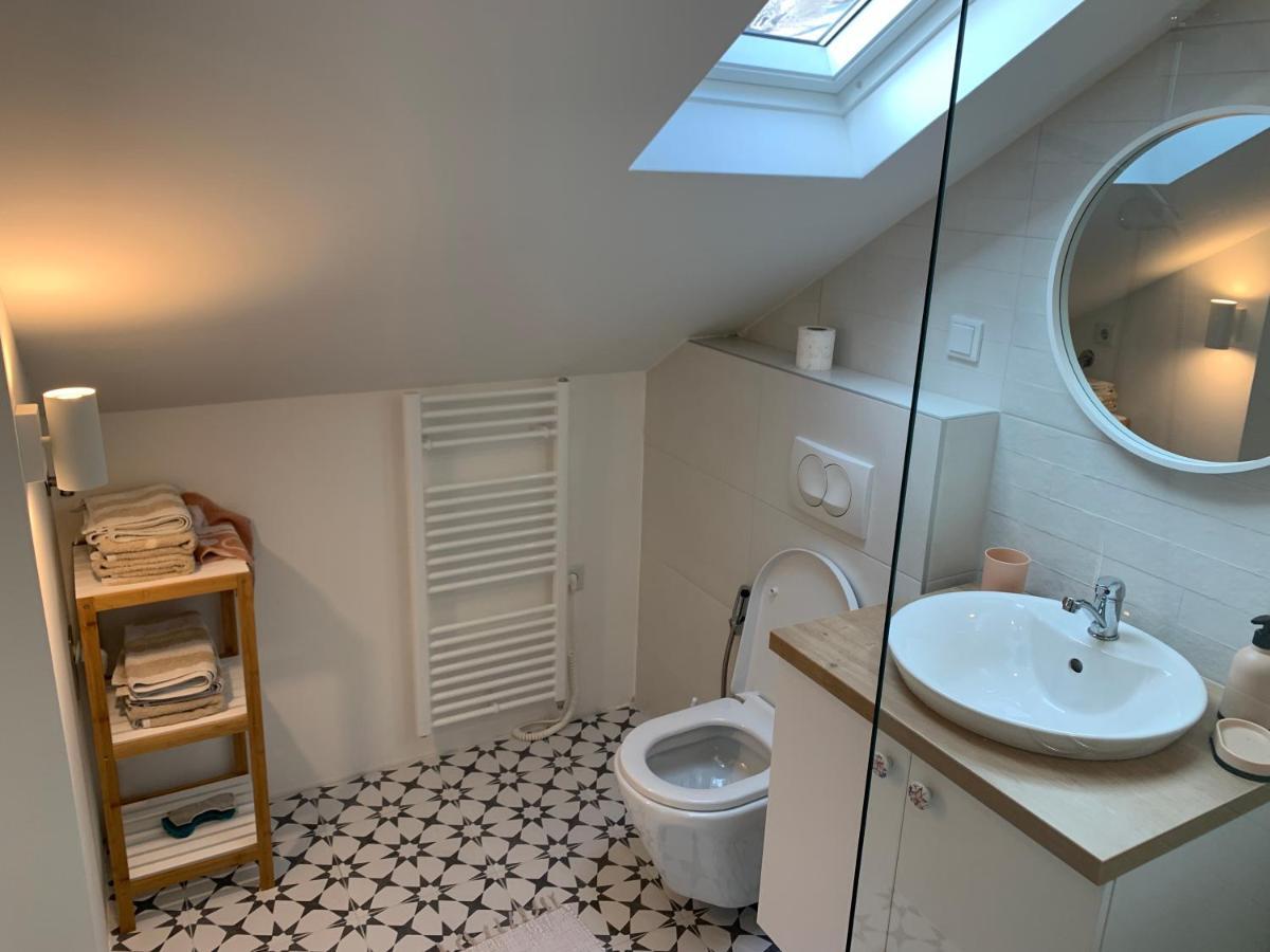 West Studio Apartment SJJ Buitenkant foto